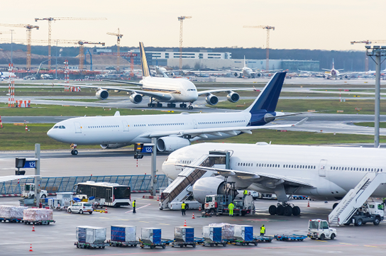 國際快遞，清關